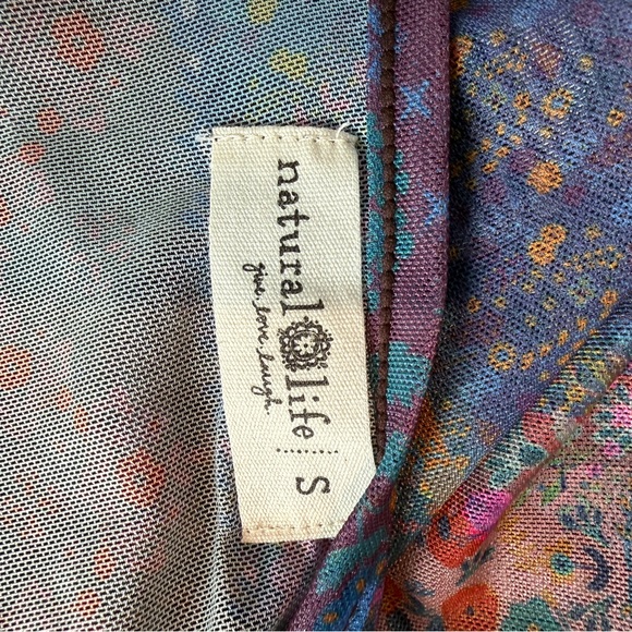 Natural Life Small Devon Mesh Short Sleeve Top - Picture 4 of 4